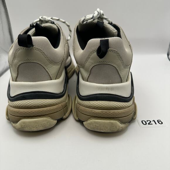 BALENCIAGA RARE TRIPLE S Men's 11 Sneaker Vanille 536747 W0906 9787 - Picture 6 of 8
